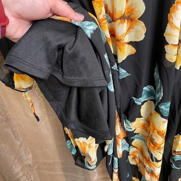 Forever 21 Plus Size Black Golden Yellow Floral Chiffon Maxi Dress 3X - Picture 9 of 10